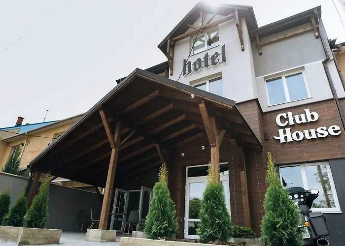 ClubhouseГотель